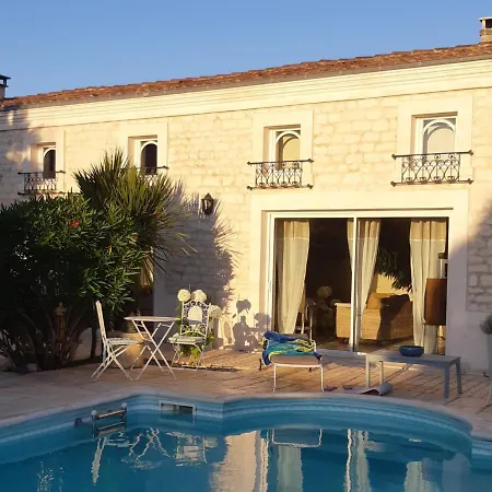 D'hotes Et Olympe 4 Etoiles Saint-Porchaire